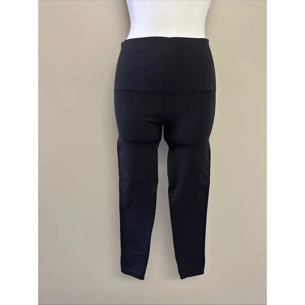SPANX Women’s Solid Black High Rise Pull-on Textured Cropped Leggings- Medium